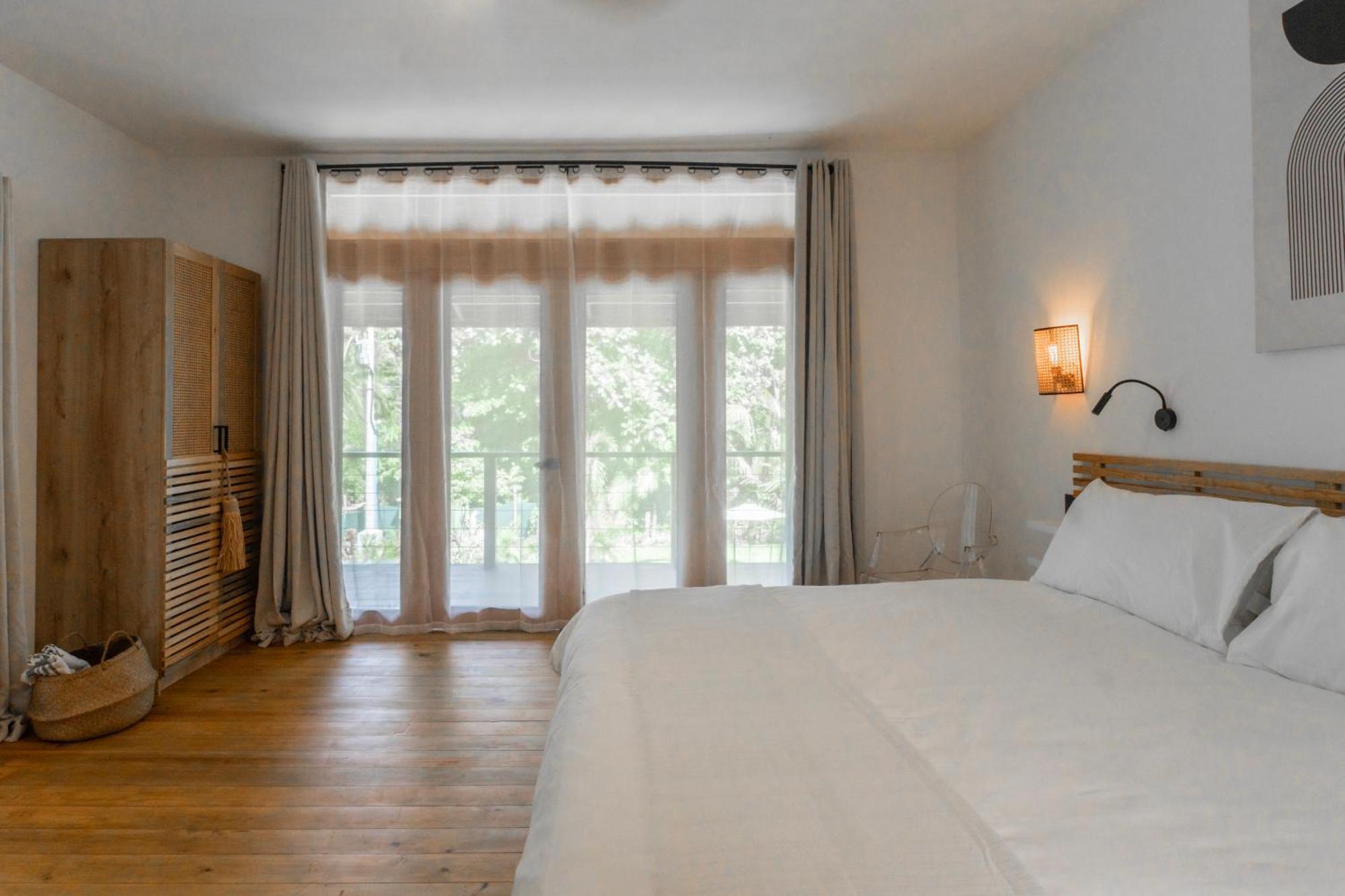 S Boutique Hotel ボカス・タウン エクステリア 写真